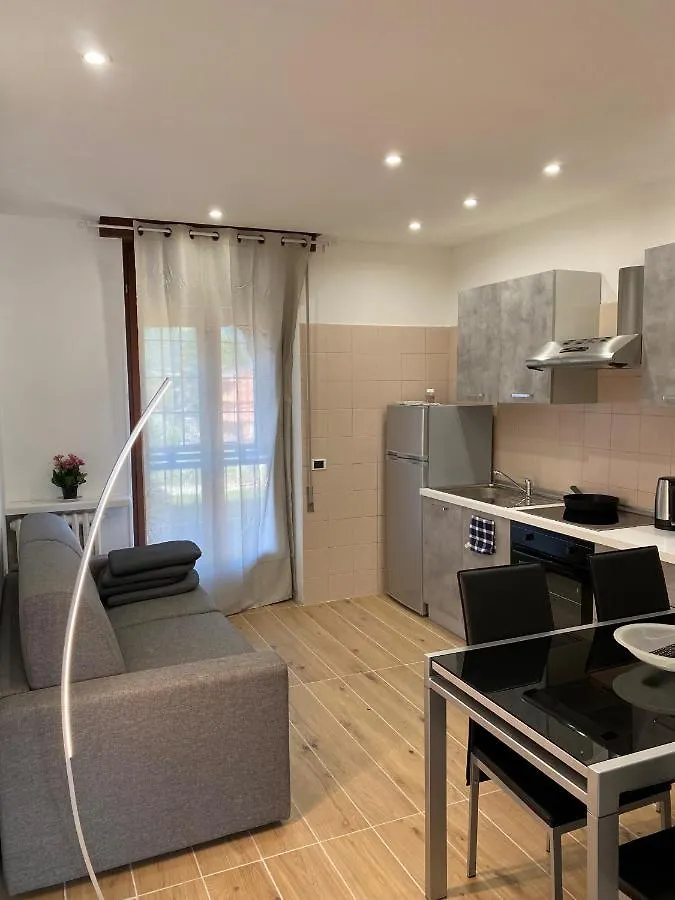 Casa Sandrina Caprino Veronese Italie